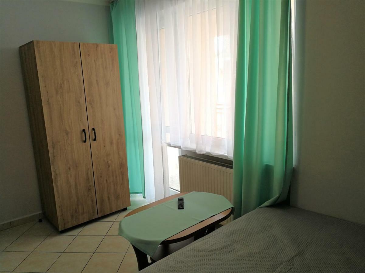 Pokoje Na Zlotych Wydmach Dźwirzyno Esterno foto